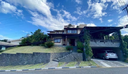 Sobrado com 4 dormitórios à venda, 500 m² por R$ 3.500.000,00 - Ariribá - Balneário Camboriú/SC