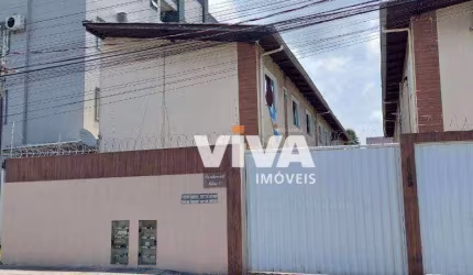 Sobrado com 2 dormitórios à venda, 59 m² por R$ 370.000,00 - São Vicente - Itajaí/SC