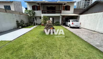 Casa com 4 dormitórios à venda, 180 m² por R$ 1.175.000,00 - Dom Bosco - Itajaí/SC