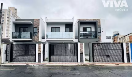 Sobrado com 3 dormitórios à venda, 155 m² por R$ 1.225.000,00 - Vila Operária - Itajaí/SC