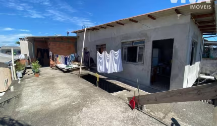 Casa com 3 dormitórios à venda, 300 m² por R$ 650.000,00 - Cordeiros - Itajaí/SC