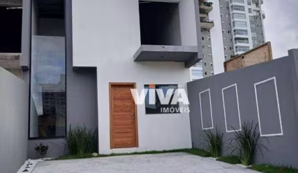 Sobrado com 2 Suítes à venda, 75 m² por R$ 450.000 - Ressacada - Itajaí/SC