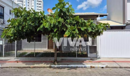 Sobrado com 3 dormitórios para alugar, 145 m² por R$ 5.925,00/ano - Dom Bosco - Itajaí/SC