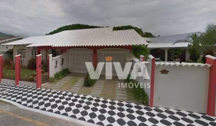Casa com 3 dormitórios à venda, por R$ 3.000.000 - Dom Bosco - Itajaí/SC