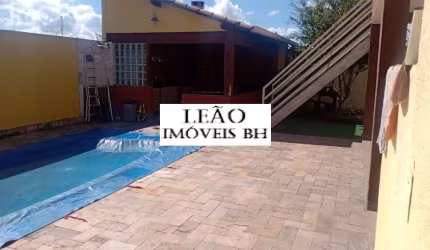 Casa com 4 quartos à venda na Rua do Divino, 455, São Benedito, Santa Luzia, 460 m2 por R$ 890.000