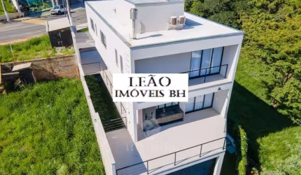 Casa em condomínio fechado com 4 quartos à venda na Avenida Rosa dos Ventos, 137, Rosa Dos Ventos, Vespasiano, 275 m2 por R$ 2.200