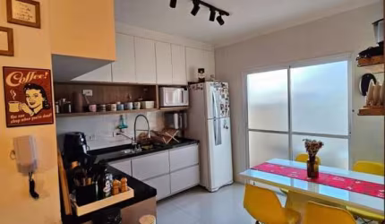 Casa em Condomínio para Venda em Cotia, Jardim Pioneiro, 2 dormitórios, 2 suítes, 2 banheiros, 2 vagas