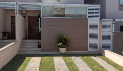 Casa em Condomínio para Venda em Cotia, Jardim Pioneiro, 2 dormitórios, 2 suítes, 3 banheiros