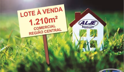 Terreno à venda na Rua Piratininga, Alto Cafezal, Marília por R$ 850.000