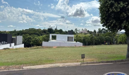 Casa em condomínio fechado à venda na Avenida Warner Gomes Fernandes, Parque das Esmeraldas, Marília por R$ 630.000