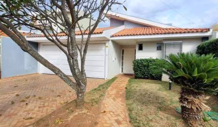 Casa em condomínio fechado com 3 quartos à venda na Rua Sublimes Macorim Tosin, Parque das Esmeraldas, Marília, 248 m2 por R$ 1.200.000