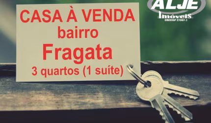 Casa com 3 quartos à venda na Rua Paulino da Silva Lavandeira, Fragata, Marília, 90 m2 por R$ 650.000