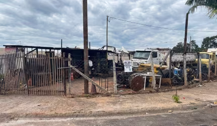Terreno à venda na Rua José Luiz de Oliveira Bueno, Jardim Altos do Palmital, Marília por R$ 180.000