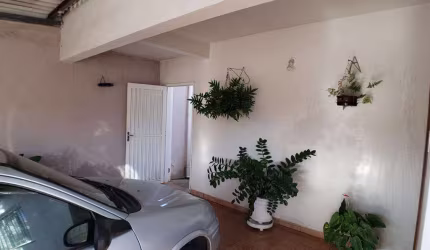 Casa com 3 quartos à venda na Rua João Florêncio de Carvalho, Jardim Bandeirantes, Marília, 160 m2 por R$ 390.000