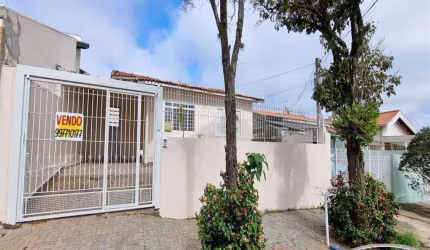 Casa com 3 quartos à venda na Avenida Doutor Hélio Gomes Gouveia, Parque Cecap Aeroporto, Marília, 150 m2 por R$ 380.000