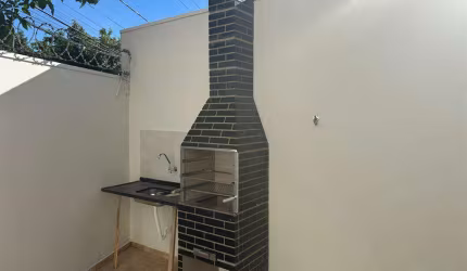 Casa com 3 quartos à venda na Rua Maria Cândida Souza, Jardim Fontanelli, Marília, 105 m2 por R$ 300.000