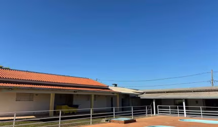 Chácara / sítio com 2 quartos à venda na Rua Lauro Aparecido Gervásio, Chácara de Recreio Letícia II (Padre Nóbrega), Marília por R$ 500.000