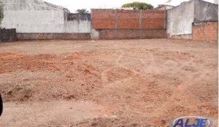 Terreno à venda no Lorenzetti, Vera Cruz  por R$ 220.000