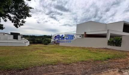 Casa à venda na Avenida Warner Gomes Fernandes, Parque das Esmeraldas, Marília por R$ 600.000