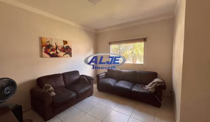 Casa com 3 quartos à venda na Rua Humaitá, Betel, Marília, 282 m2 por R$ 790.000