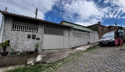 Casa na Castelanea!
