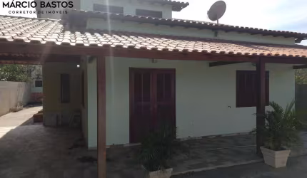 Casa para Venda em Araruama, Outeiro, 3 dormitórios, 1 suíte, 4 banheiros, 1 vaga