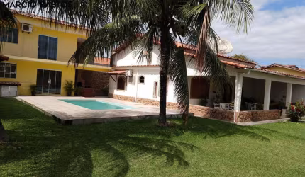 Casa para Venda em Araruama, Vila Capri, 4 dormitórios, 3 suítes, 4 banheiros, 3 vagas