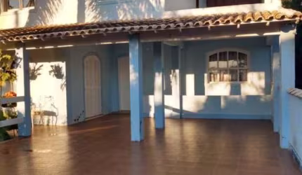 Duplex para Venda em Araruama, Pontinha, 4 dormitórios, 3 suítes, 4 banheiros, 3 vagas
