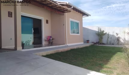Casa para Venda em Araruama, Fazendinha, 2 dormitórios, 1 suíte, 3 banheiros