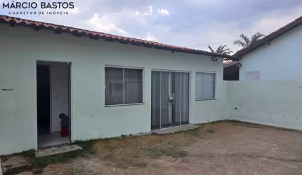 Casa para Venda em Araruama, Clube dos Engenheiros, 2 dormitórios, 2 banheiros, 1 vaga