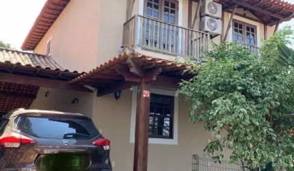 Duplex para Venda em Araruama, Bananeiras (Iguabinha), 4 dormitórios, 1 suíte, 4 banheiros, 3 vagas