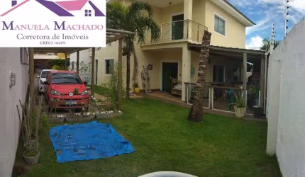 Casa em condomínio fechado com 4 quartos à venda na Rua Arlete Souza Costa, Miragem, Lauro de Freitas por R$ 850.000