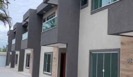 Casa em condomínio fechado com 3 quartos à venda na Avenida Amarílio Thiago dos Santos, 4, Vila Praiana, Lauro de Freitas por R$ 420.000