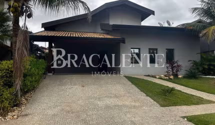 Casa à venda, Condomínio Fechado em VALINHOS - SP