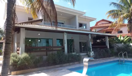 Casa à venda com 03 suites, no Condomínio Moinho de Vento em Valinhos