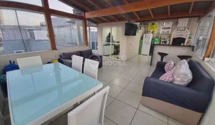 Casa em condomínio à venda na Saúde 3 dormitórios, 3 suítes, 2 vagas perto do Metrô