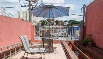 Casa com 2 dormitórios e 1 vaga a venda no Bairro Cambuci