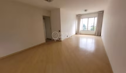 Apartamento à Venda no bairro Jabaquara, 3 Dormitórios, 1 Vaga e Lazer, Vago