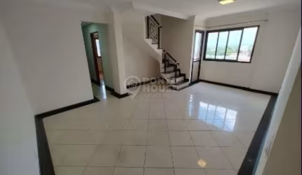 Cobertura Duplex Reformada à Venda no Bairro Vila Vera na Região do Sacomã.