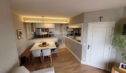 Apartamento à venda no Jardim Aeroporto de 82m² com 3 dormitórios e 2 vagas