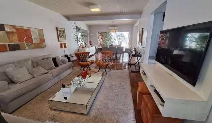 Casa à Venda Planalto Paulista, 5 Dormitórios, 3 Vagas, Próxima ao Colégio BIS