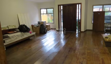 Casa à Venda no bairro Planalto Paulista, 4 Suítes e 5 Vagas, Melhor Local
