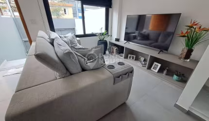 Casa à Venda no bairro Vila Guarani, 2 Suítes, 3 Vagas, A 650 Metros Conceição