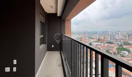 Apartamento à venda com 69m², 2 quartos, terraço e 1 vaga próximo ao metrô Saúde