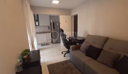 Apartamento a venda Varanda Gourmet MOBILIADO na Saúde, 01 dormitório, e 1 vaga