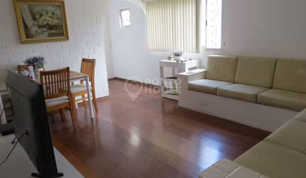 Apartamento à Venda em Moema, 3 Dormitórios e 1 Vaga, Fora de Rota, 98 m² Úteis