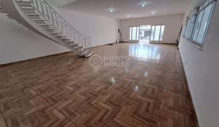 Comercial à Venda na Indianópolis, Vago, Esquina, Próximo Metrô, 10 x 33