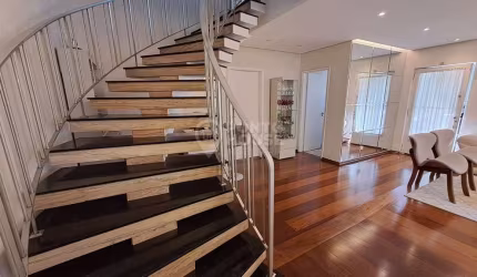 Casa à Venda Planalto Paulista 3 Dormitórios, 5 Vagas, Moderna, Isolada e Clean