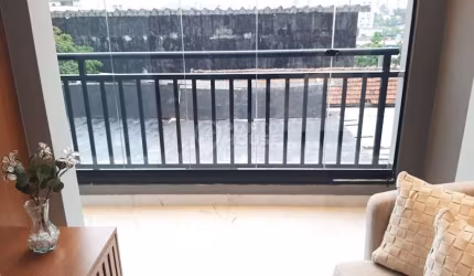 Apartamento à venda de 37m² com 1 dormitório e sacada na Saúde