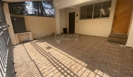 Sobrado de 140m, à venda na Vila Mariana, 2 dormitórios, 1 com sacada e 2 vagas